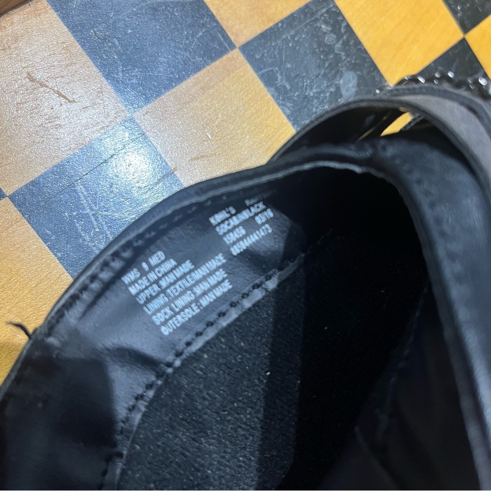 Authentic American Heritage Black and Gray Ankle Boots - Picture 7 of 7